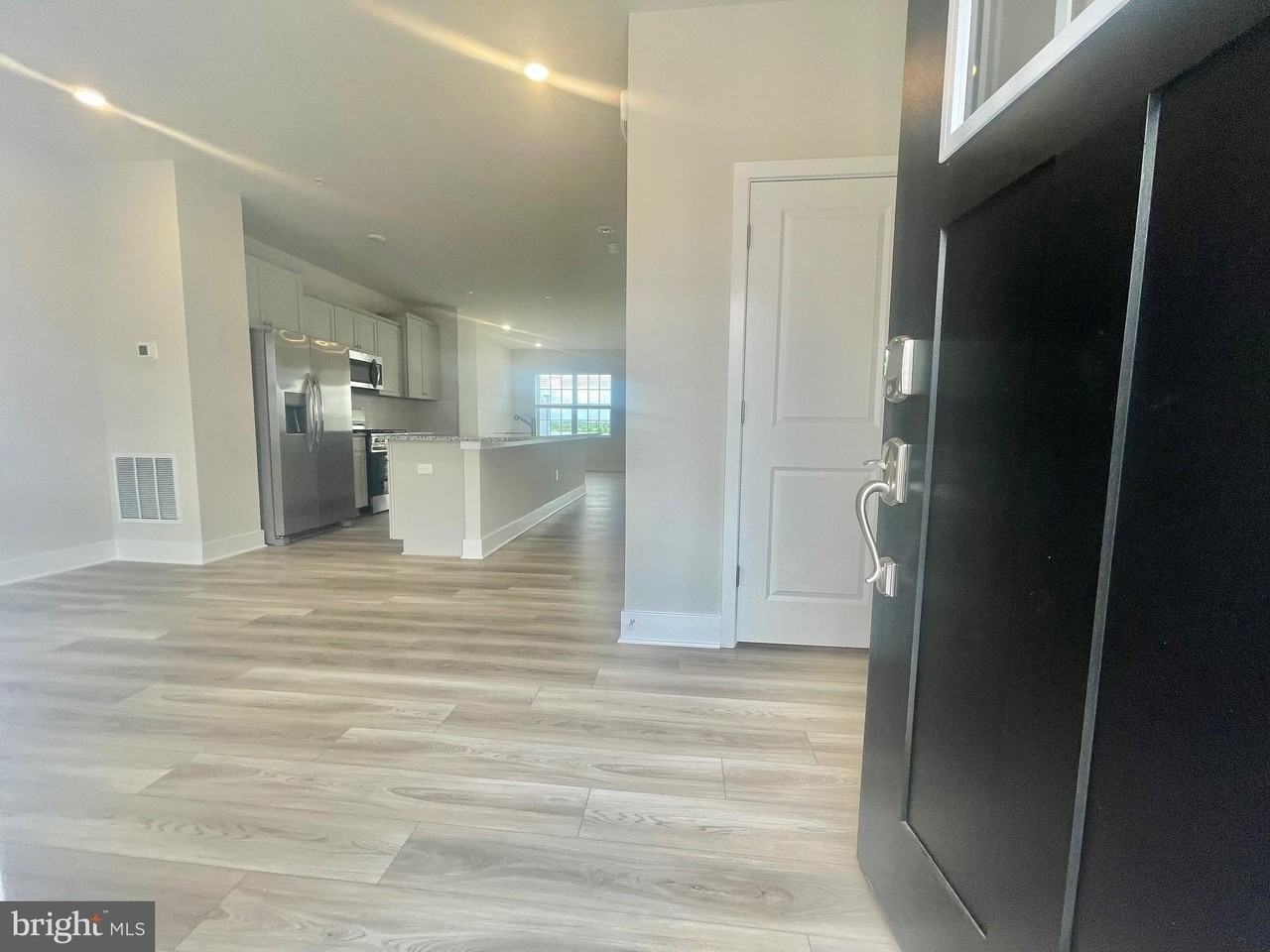 2264 Marcy Dr - Photo 2 of 39