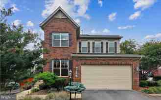 3037 Moore Ln - Photo 1 of 1