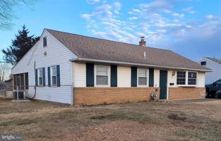 featured image of 3605 Cloverdale Rd