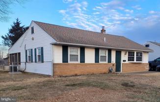3605 Cloverdale Rd - Photo 1 of 1