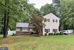 1510 Esther Ln - Photo 1 of 1