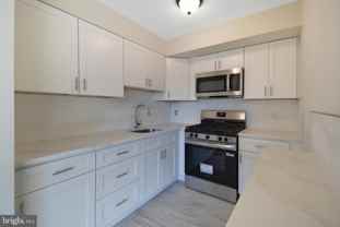 2407 Manor Rd - Photo 1 of 1