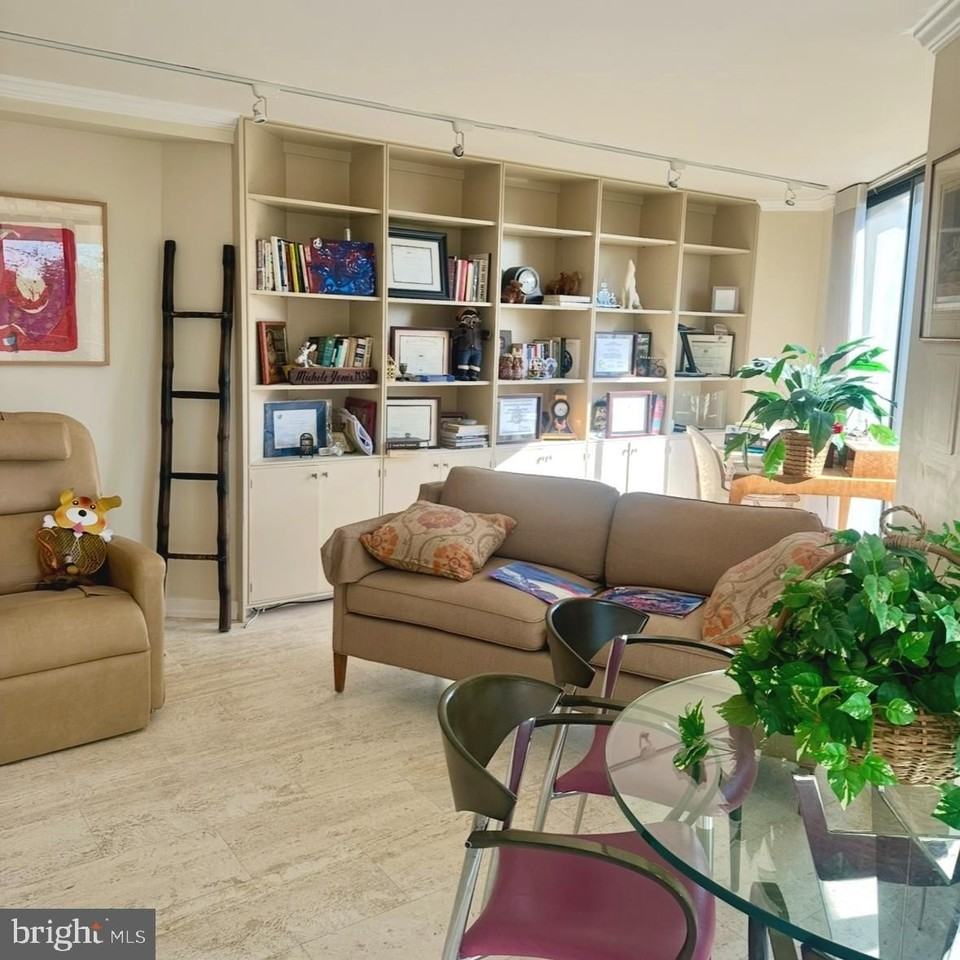 8302 Old York Rd Apt C61 #C61 - Photo 5 of 25