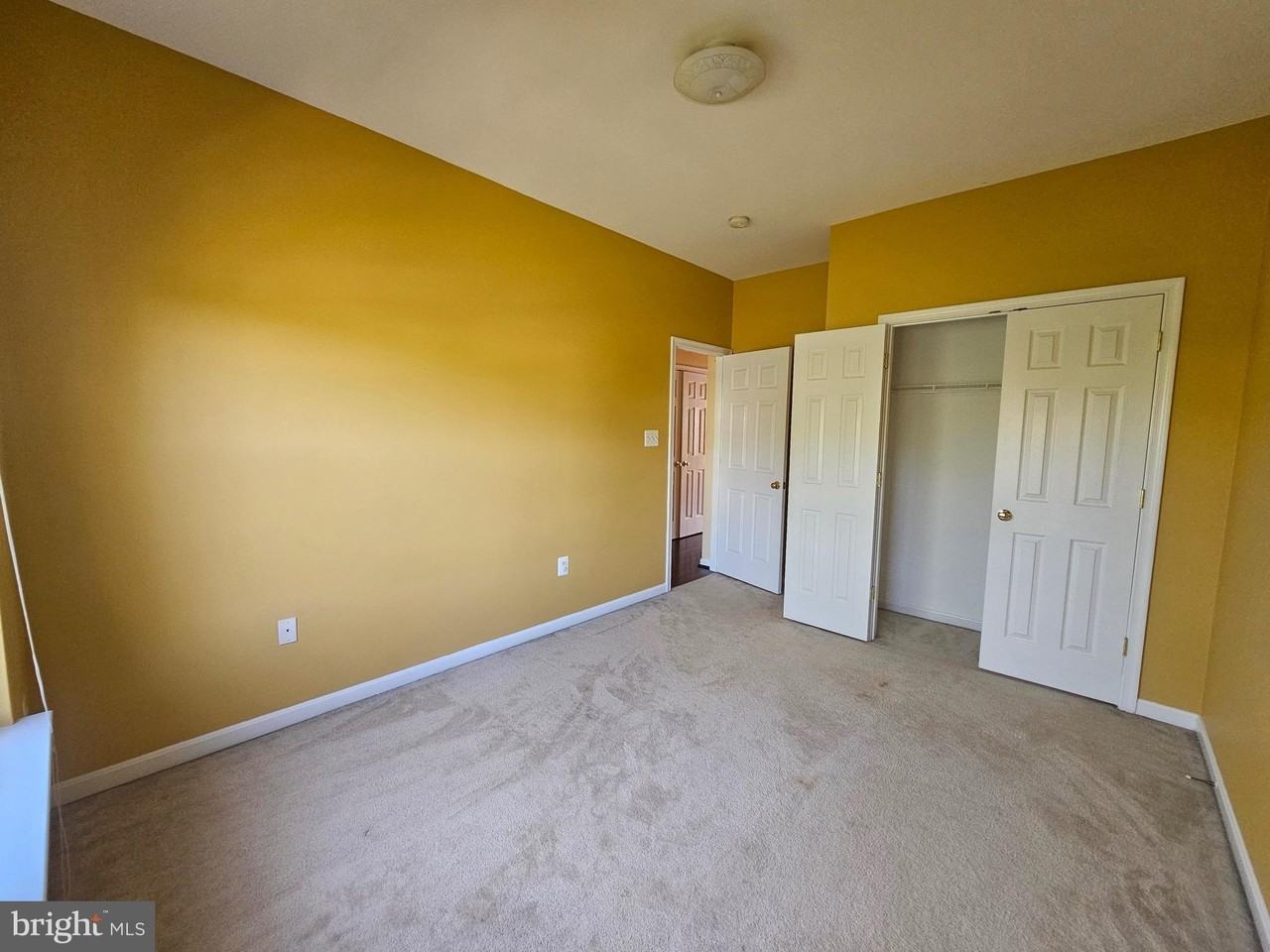 44259 Huron Terrace - Photo 4 of 14