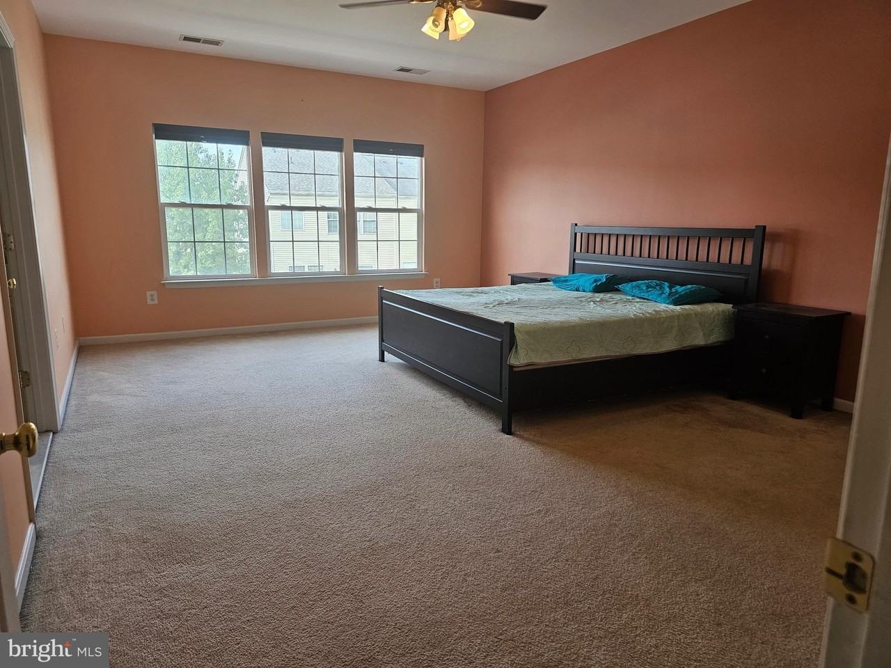 44259 Huron Terrace - Photo 6 of 14