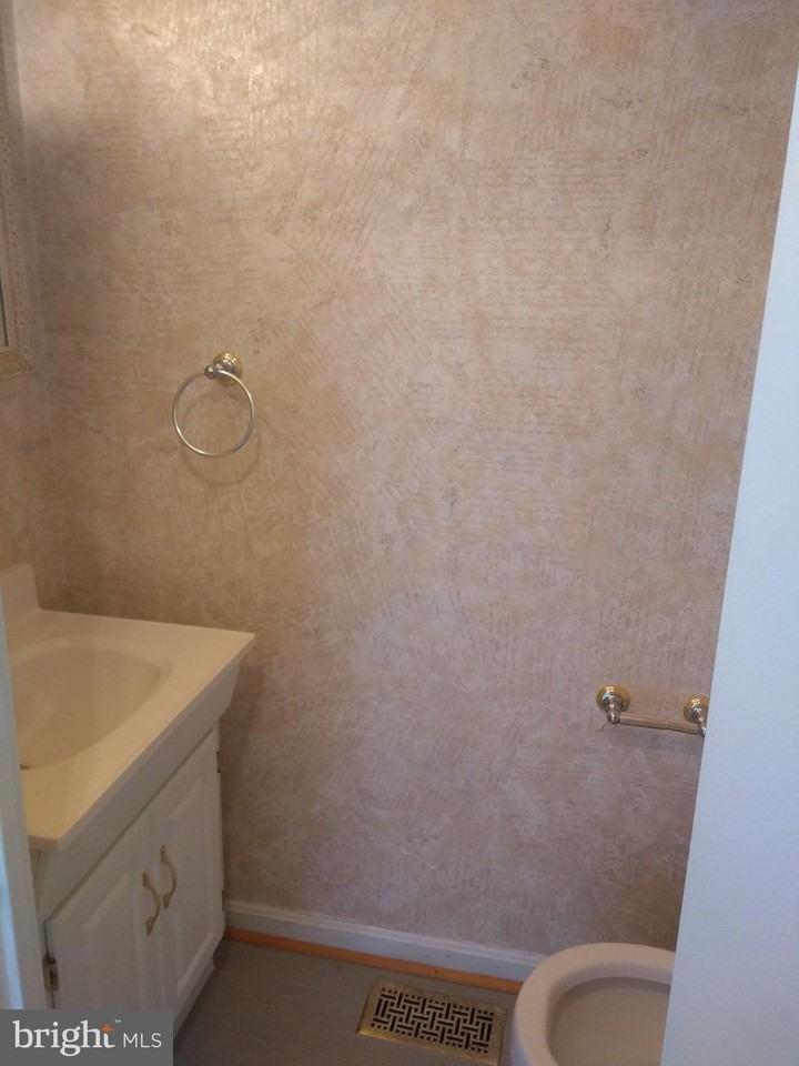 2055 Pilgrim Drive - Photo 4 of 23