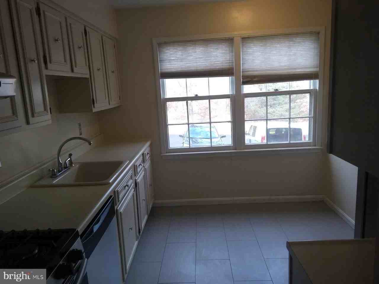 2055 Pilgrim Drive - Photo 7 of 23