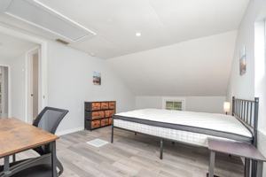 featured image of Rose St