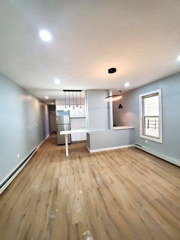 139 N 11th St #2R - Photo 3 of 8