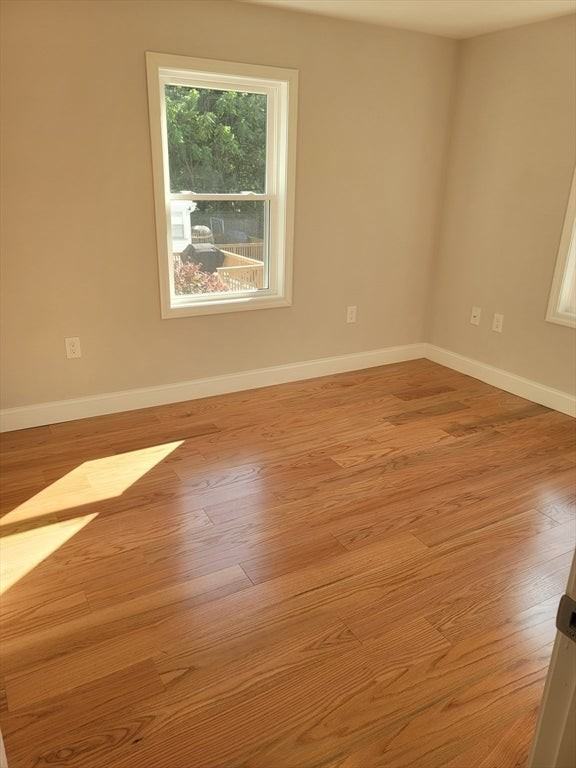 98 Uncatena Ave - Photo 5 of 11