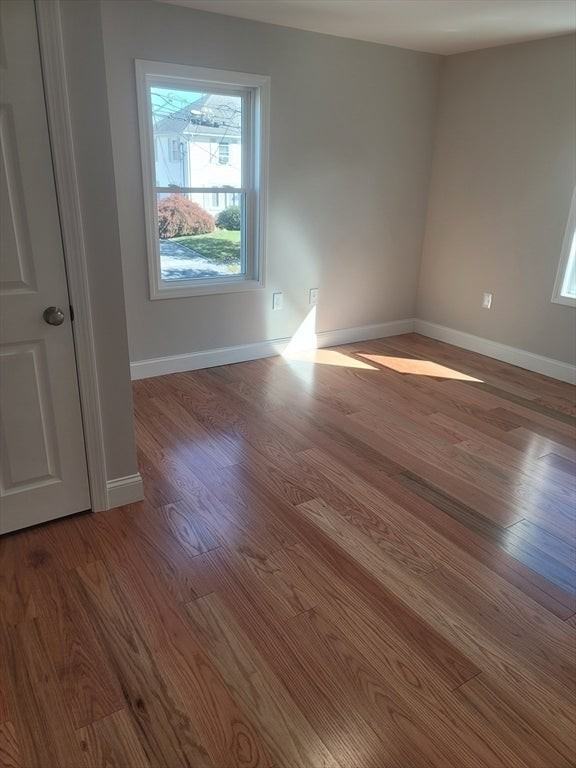 98 Uncatena Ave - Photo 6 of 11