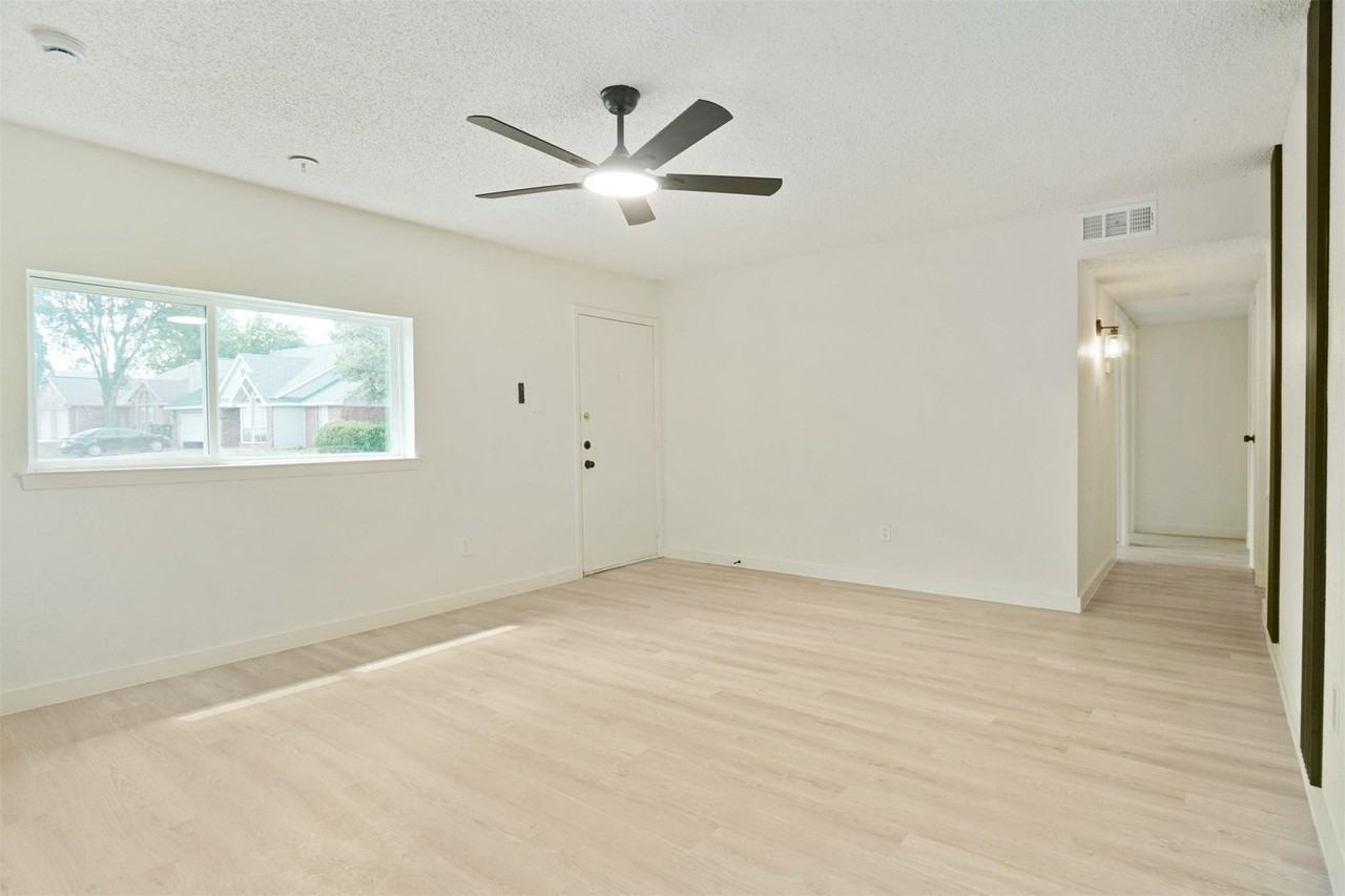 7937 Trimble Dr - Photo 5 of 19