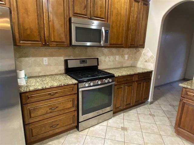 1212 North Whitney Court - Photo 7 of 20