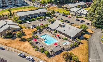 featured image of 6105 North 16th Street ##N103