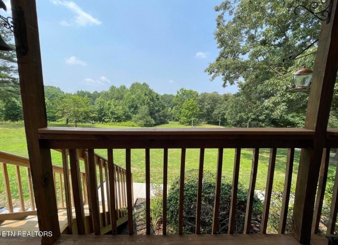 137 Old James Ferry Rd - Photo 2 of 9