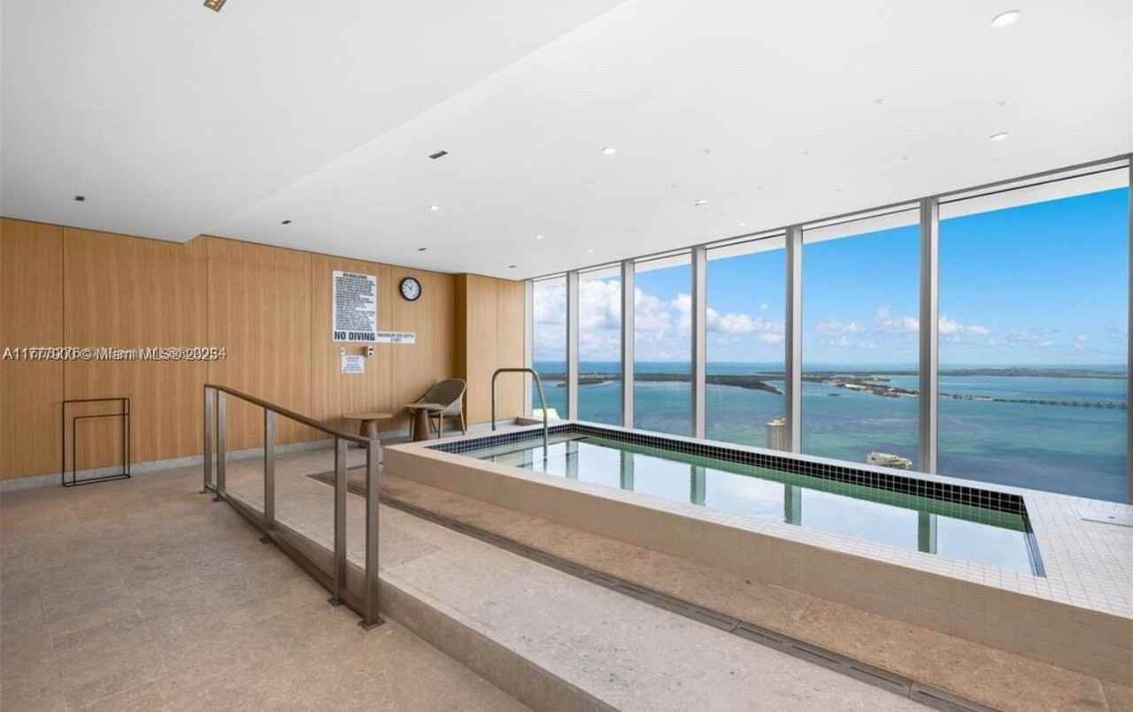 300 Biscayne Boulevard Way - Photo 3 of 8