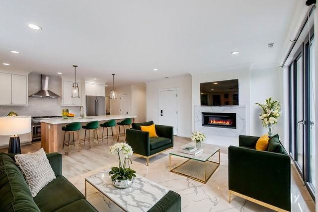 5019 N Lincoln Ave #3N