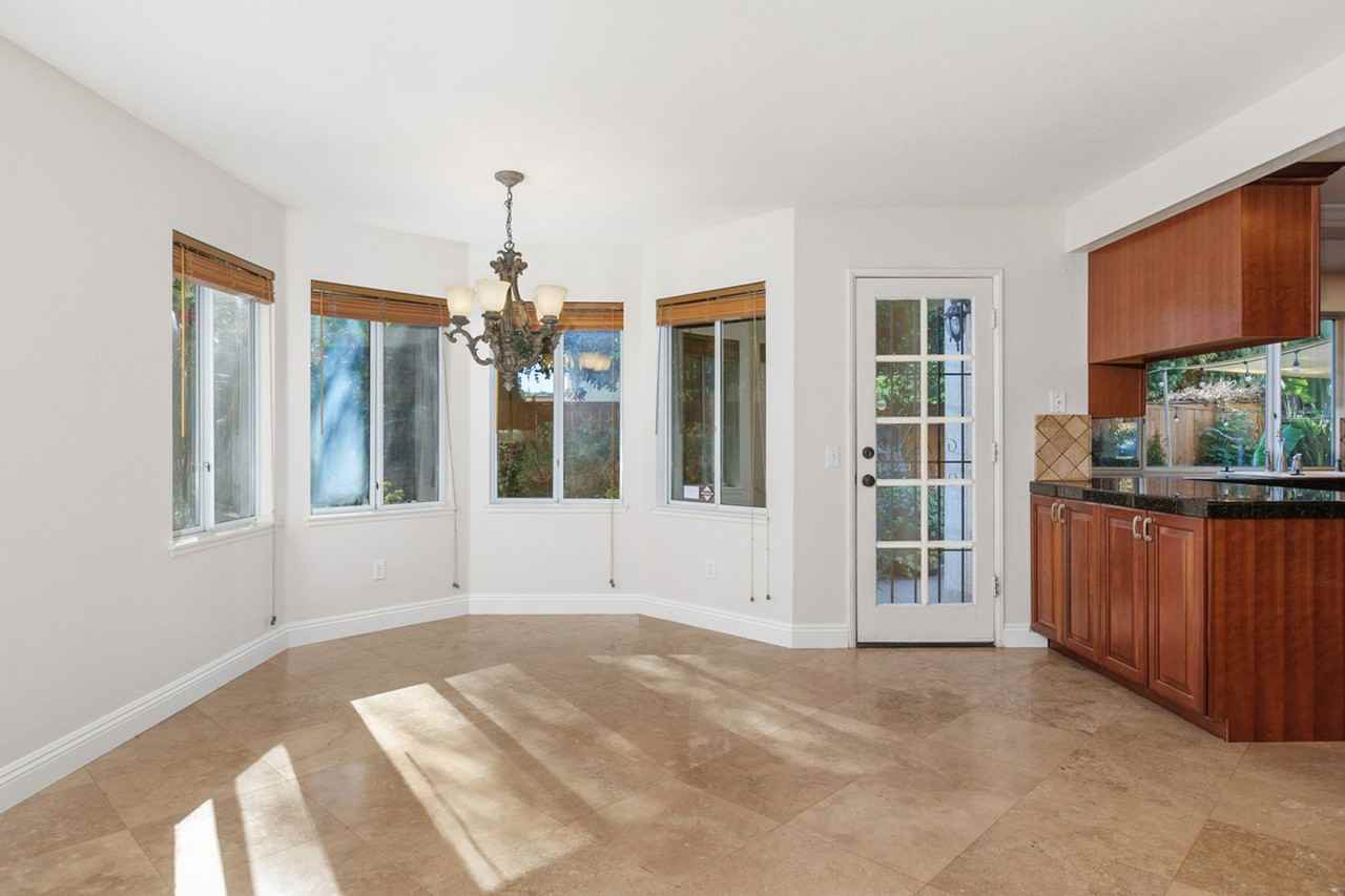 30207 Silver Ridge Ct - Photo 7 of 30