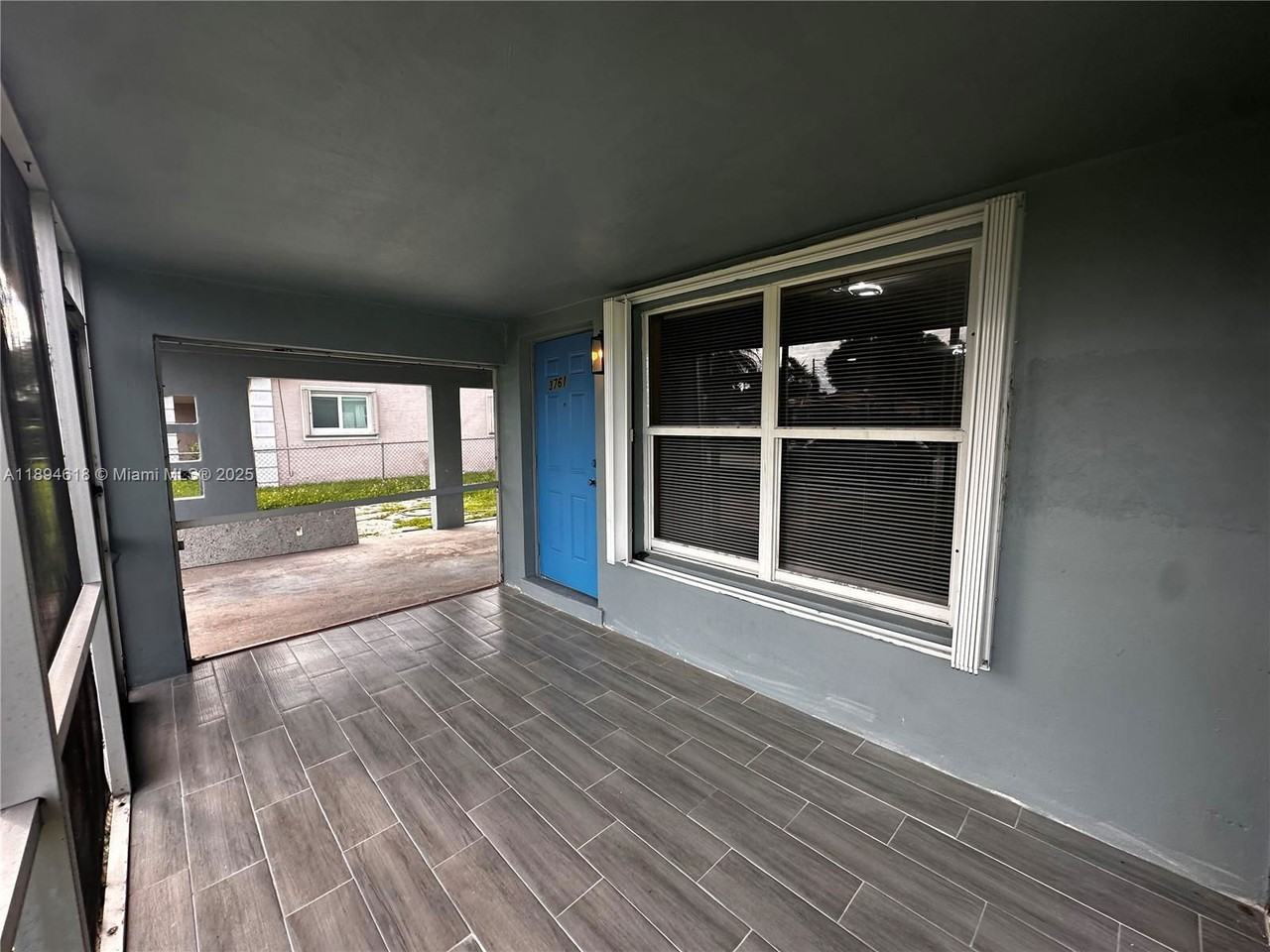 3761 Nw 9th St - Photo 2 of 8