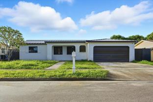 6948 Nw 8th St - Photo 1 of 1