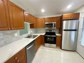 301 Ne 14th Ave #205 - Photo 1 of 1