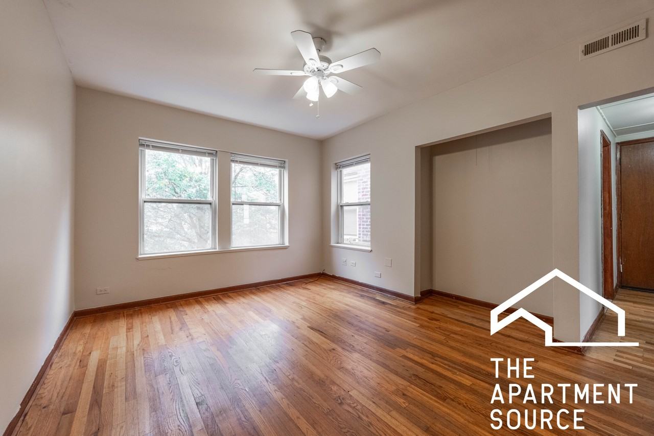 3153 W Argyle St #3W - Photo 7 of 14