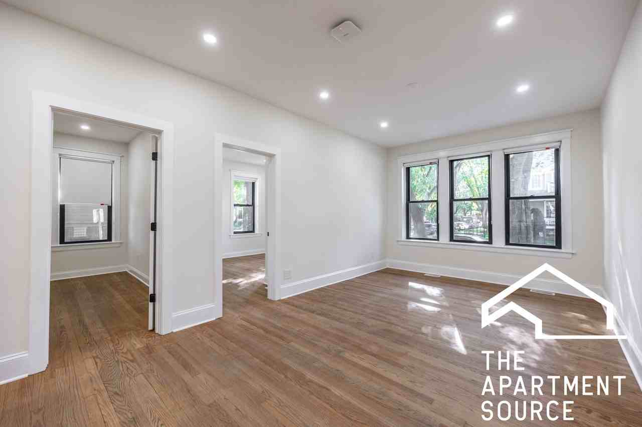 4636 N Hamilton Ave #1S - Photo 7 of 26