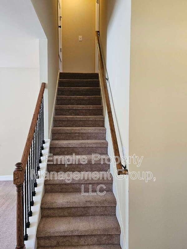 13 Trillium Ct - Photo 4 of 31