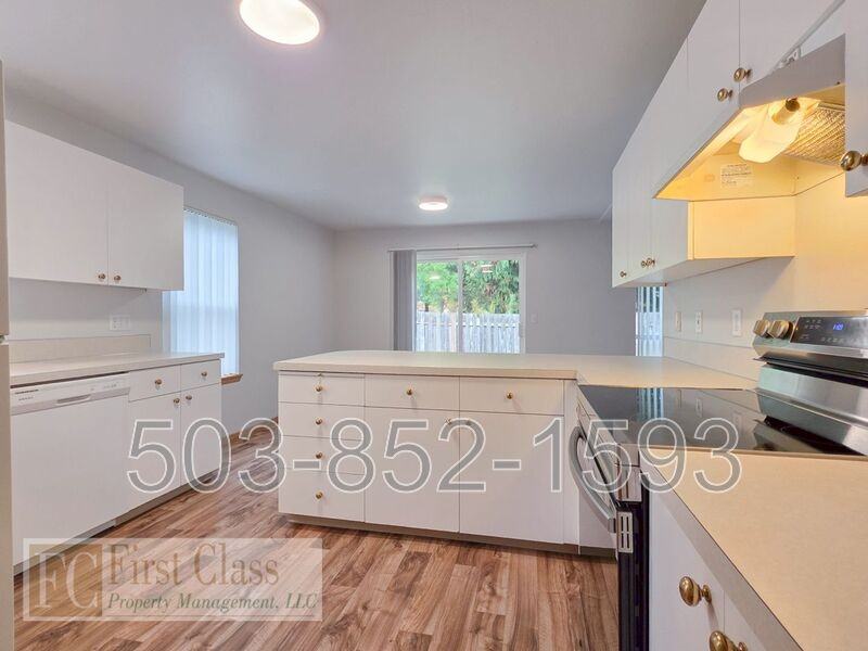 20693 Sw Lavender Ave - Photo 6 of 27