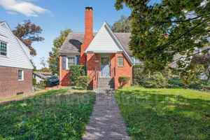 featured image of 3225 Chestnut St Ne