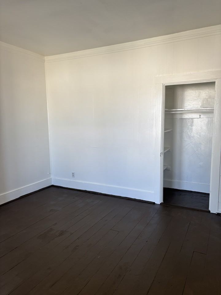 213 North 6th Street - Photo 5 of 22