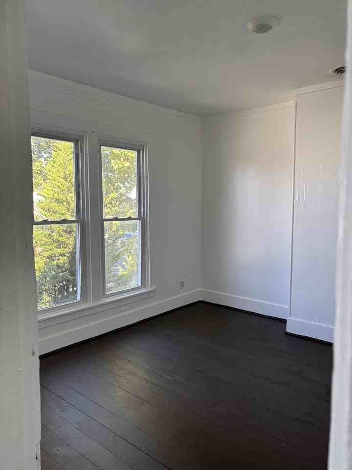 213 North 6th Street - Photo 7 of 22