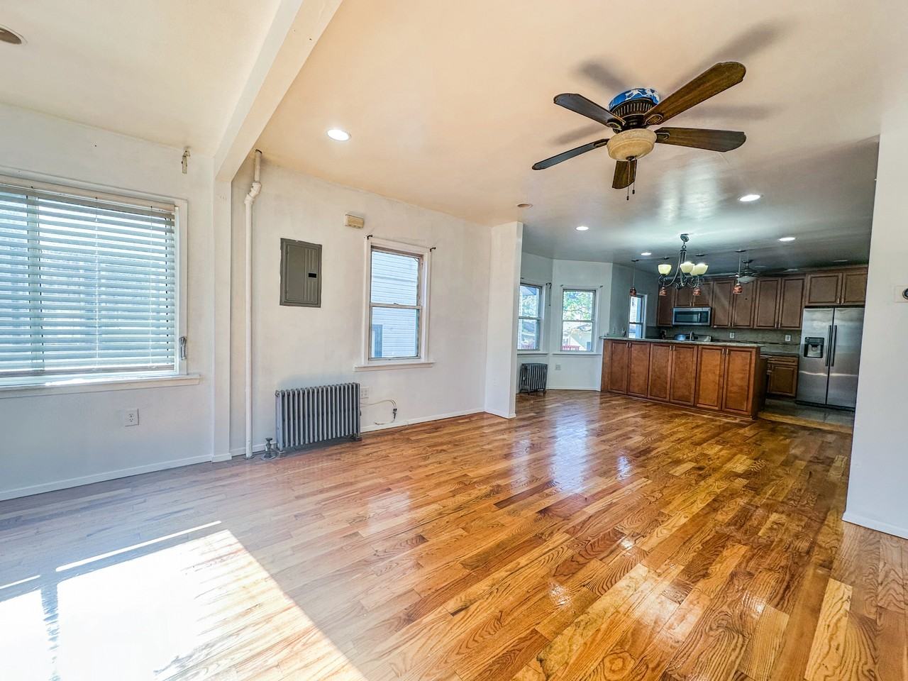 13452 175th St #1st - Photo 6 of 17