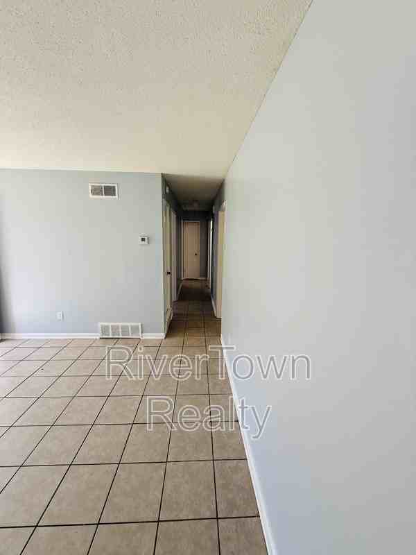 4015 N Trezevant St - Photo 2 of 7