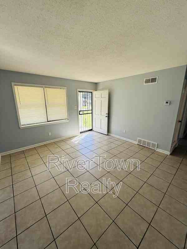 4015 N Trezevant St - Photo 7 of 7