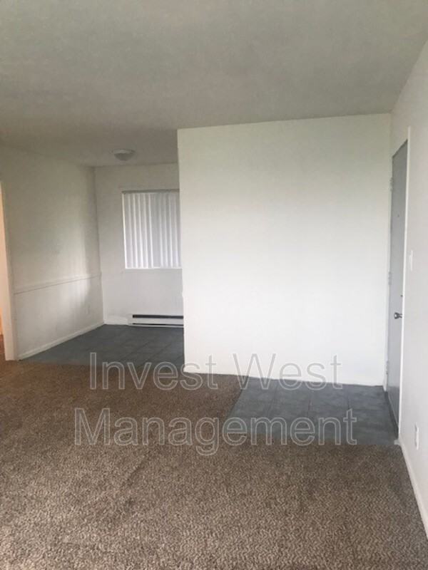 1630 11th Ave - Photo 5 of 15