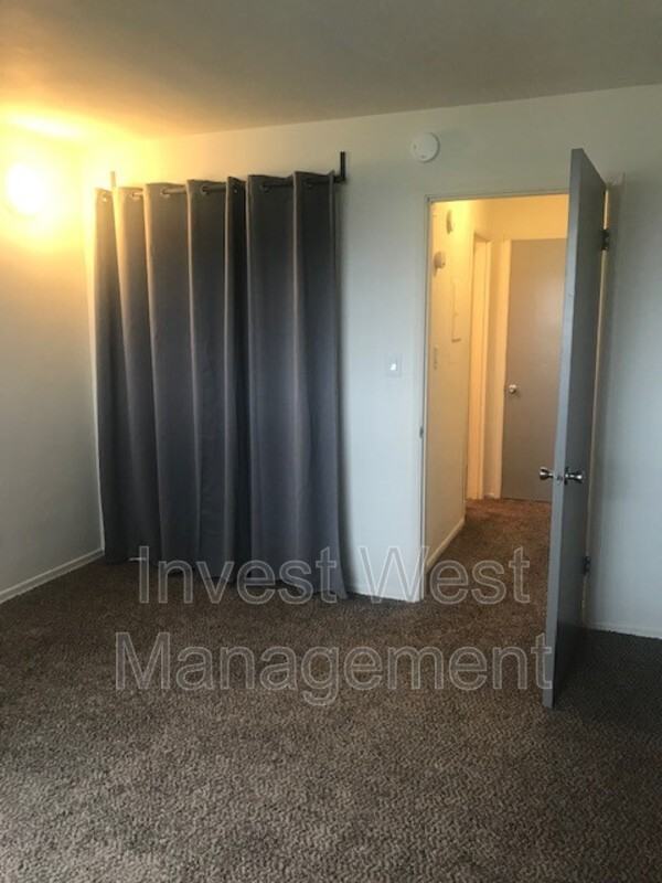 1630 11th Ave - Photo 6 of 15