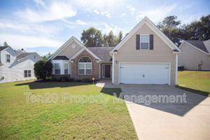 featured image of 6 Woodmere Ct