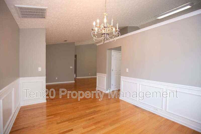 6 Woodmere Ct - Photo 4 of 25
