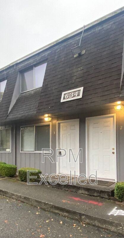 634 M St Ne #3 - Photo 4 of 15