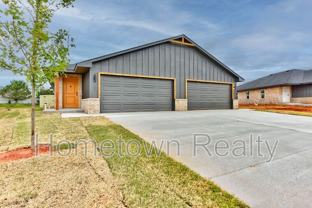 420 N Canyon Ter - Photo 1 of 1