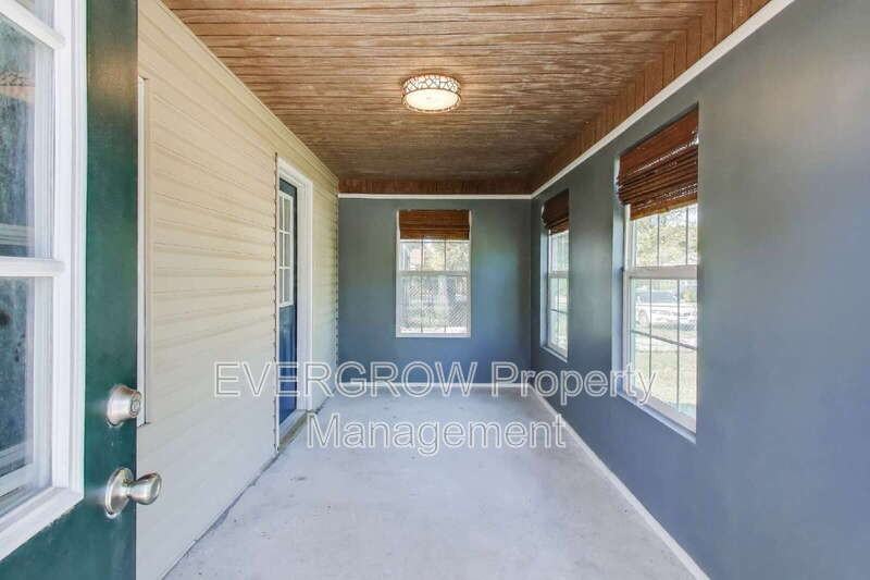 321 Albany St - Photo 6 of 38