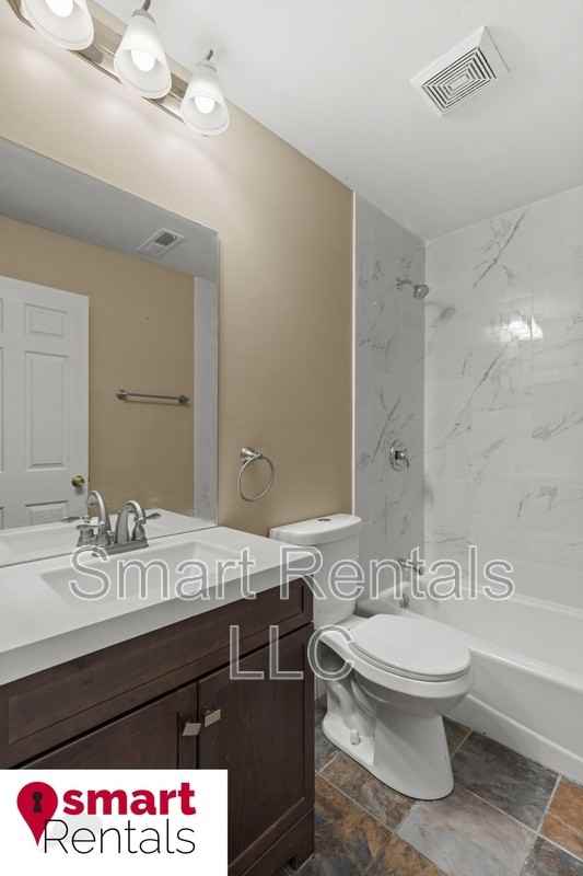 2161 Thurman Avenue - Photo 2 of 22
