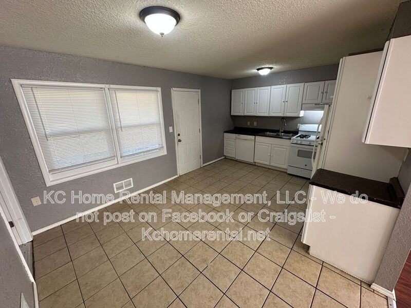 10920 Bristol Ter - Photo 7 of 26