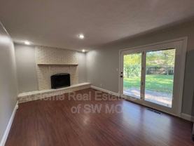 858 S Cavalier Dr - Photo 1 of 1