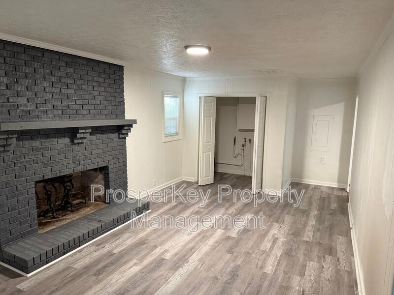 1159 Tamarack Trl - Photo 6 of 32