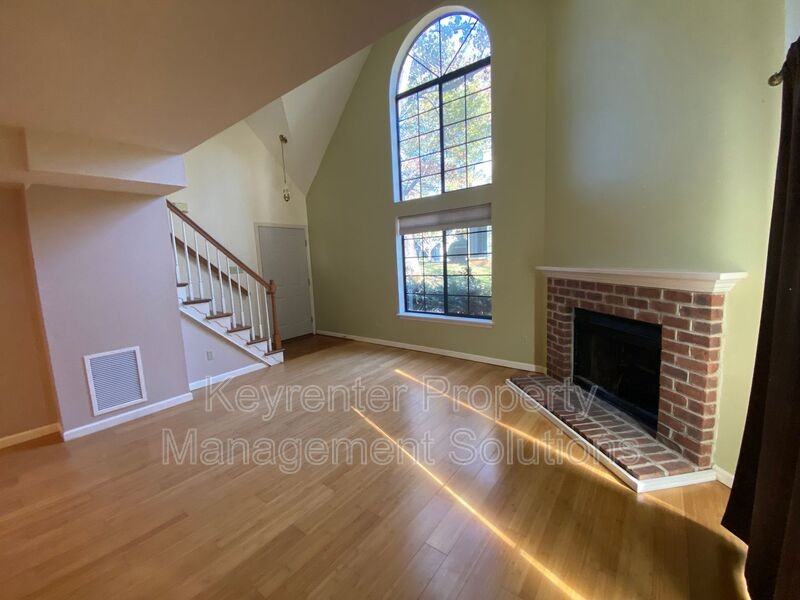 1029 Amber Ridge Road - Photo 5 of 35