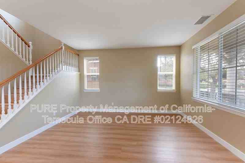 45698 Hawk Ct - Photo 3 of 33