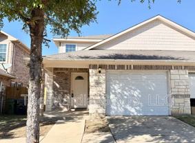 2335 Bloomfield Dr - Photo 1 of 1
