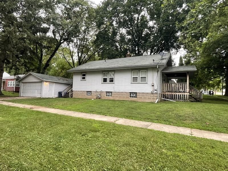 229 Foster Ave - Photo 2 of 8